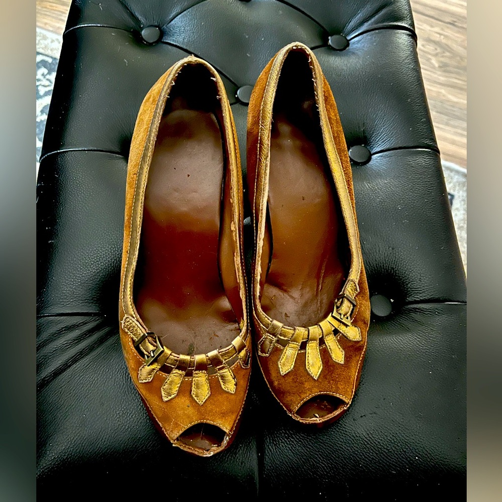 Suede/leather Aerosoles Most comfortable heels 7.5